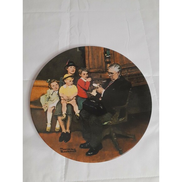 Vintage Norman Rockwell Collector Plate "The Family Doctor" 1992 By Knowles - Picture 1 of 3